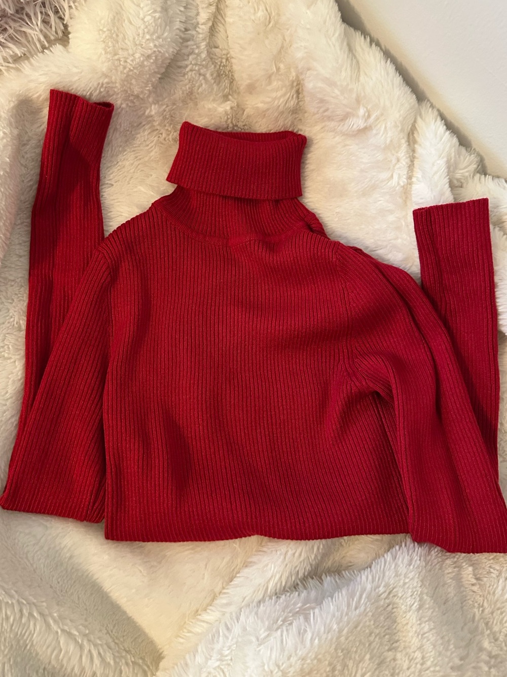 Dolls Cropped Red Turtleneck Knit Sweater Top - Classic Slim Fit Womens - Picture 3 of 4